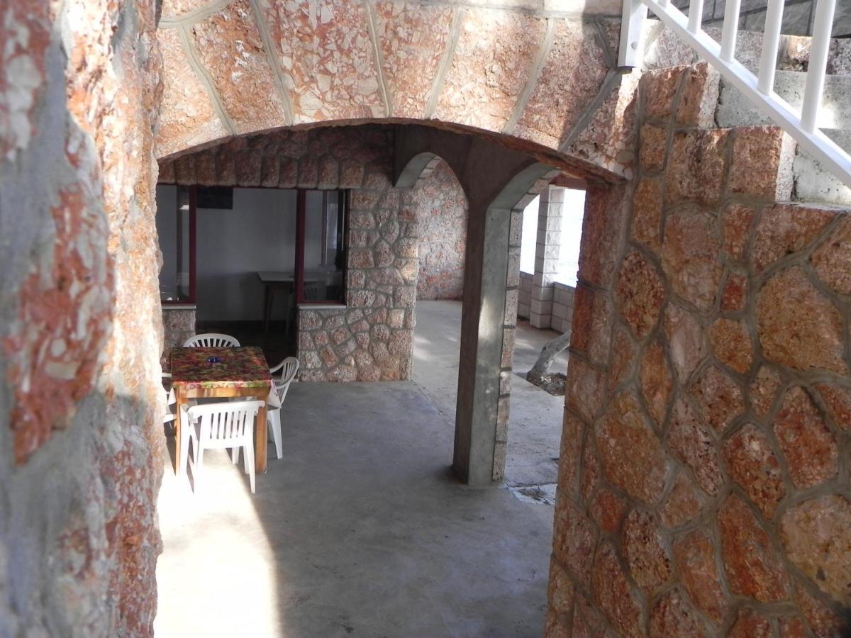 Appartement By The Sea Sveta Nedilja, Hvar - 11433 Sveta Nedelja (Hvar)